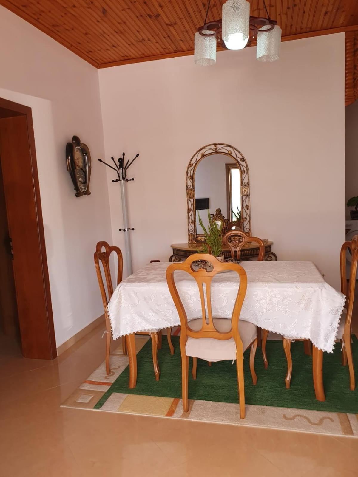 Sara Guesthouse 培拉特 外观 照片